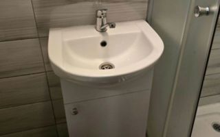 Cameră de cămin, 12 mp, Bularga, cu WC și duș, preț fix 26.500 EUR - Poză 7