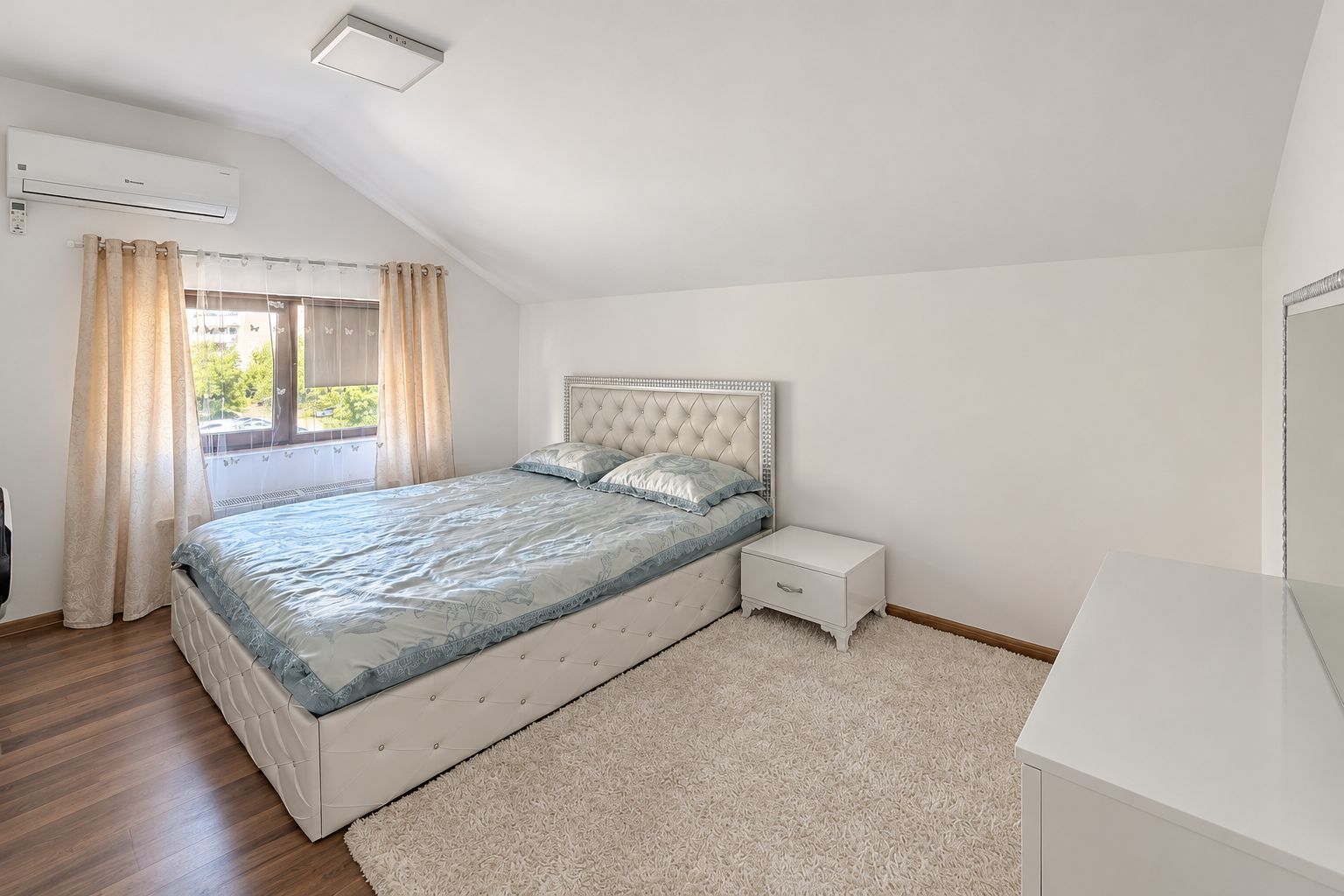 Apartament 2 dormitoare, zona Vlaicu, complet mobilat și utilat - Poză 7