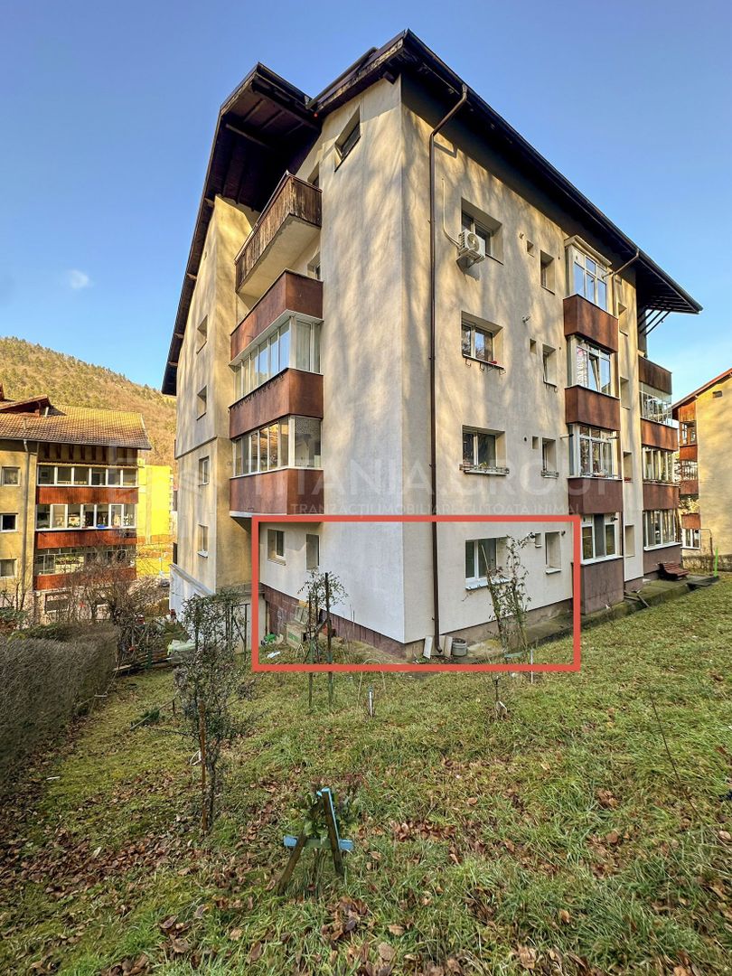 Apartament 2 camere decomandat renovat langa padure Racadau - Poză 11