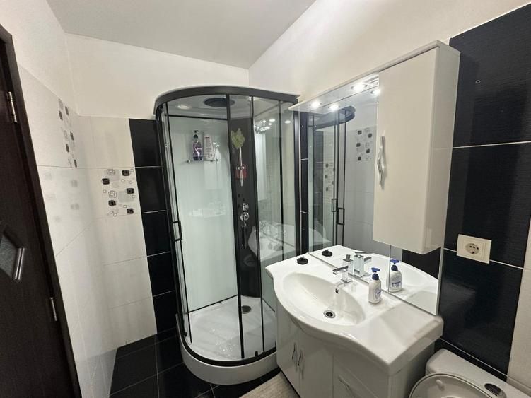 De inchiriat apartament cu 3 camere  145mp , Eroii Revolutiei sector4 - Poză 12