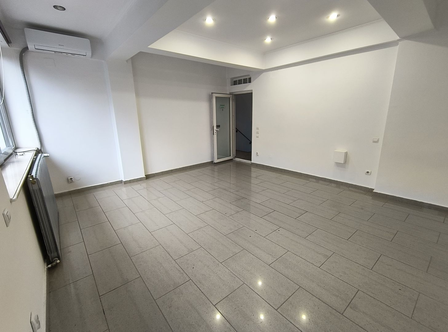 Spatiu birouri Piata Romana- Dacia- Lascar Catargiu adiacent - Poză 5