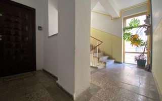 2 dormitoare, centrala proprie, bucatarie inchisa. Piața Libertatii. - Poză 21