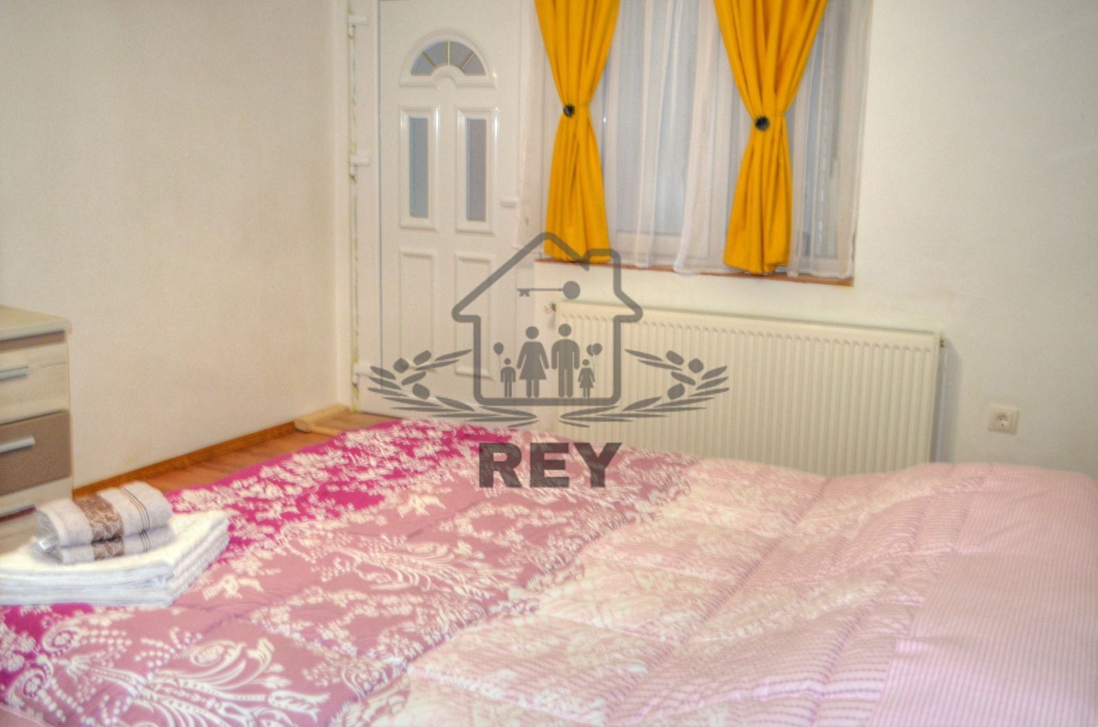Apartament renovat, 2 camere cu terasa,, zona Constituției - Poză 18