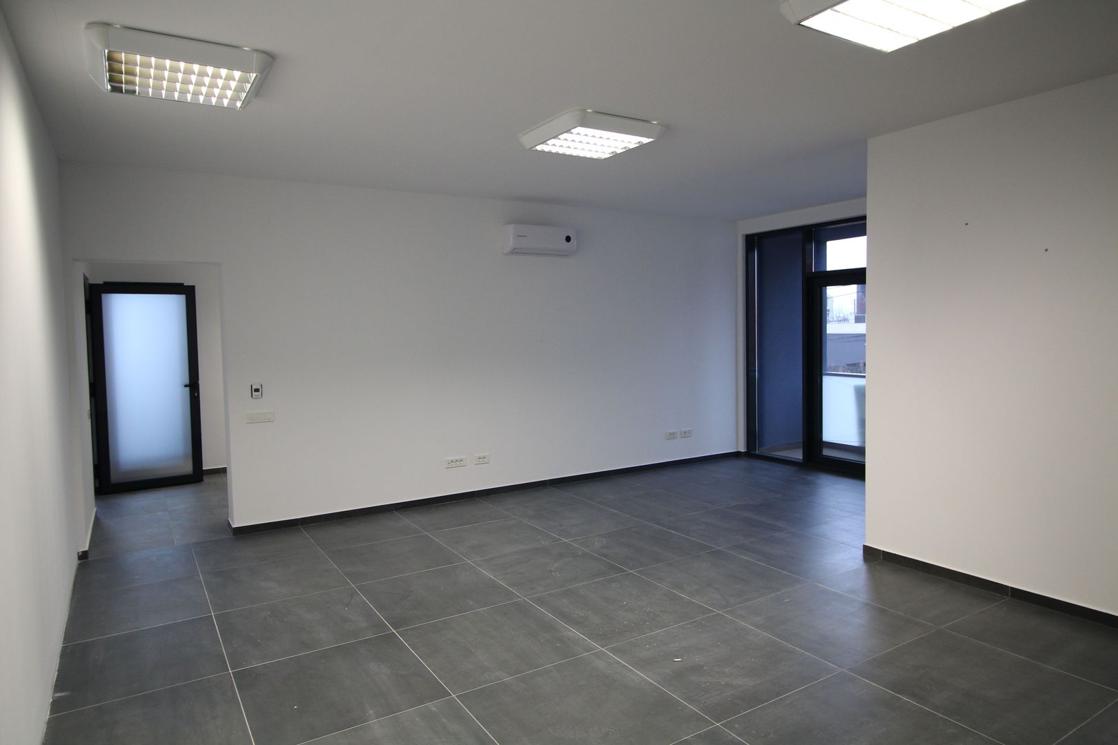 Spațiu de birouri de 110mp de închiriat  - Dumbravita - Poză 4