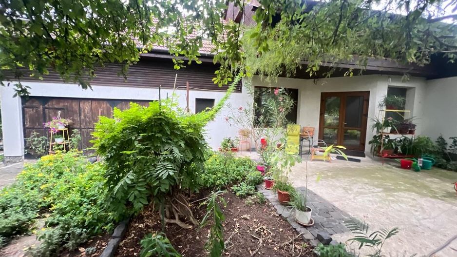 Casa P+M Su 268 mp 2 fronturi stradale - Poză 1