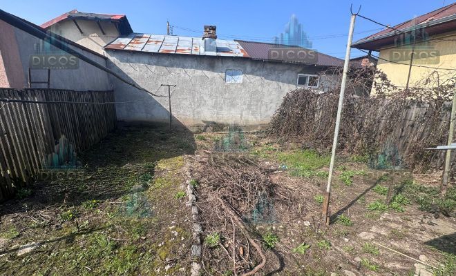 Casă de vânzare cu 3 camere - Poză 13