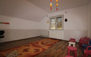 Casa ideala pentru activitati Comerciale. (gradinita, after school, ...) - Poză 28
