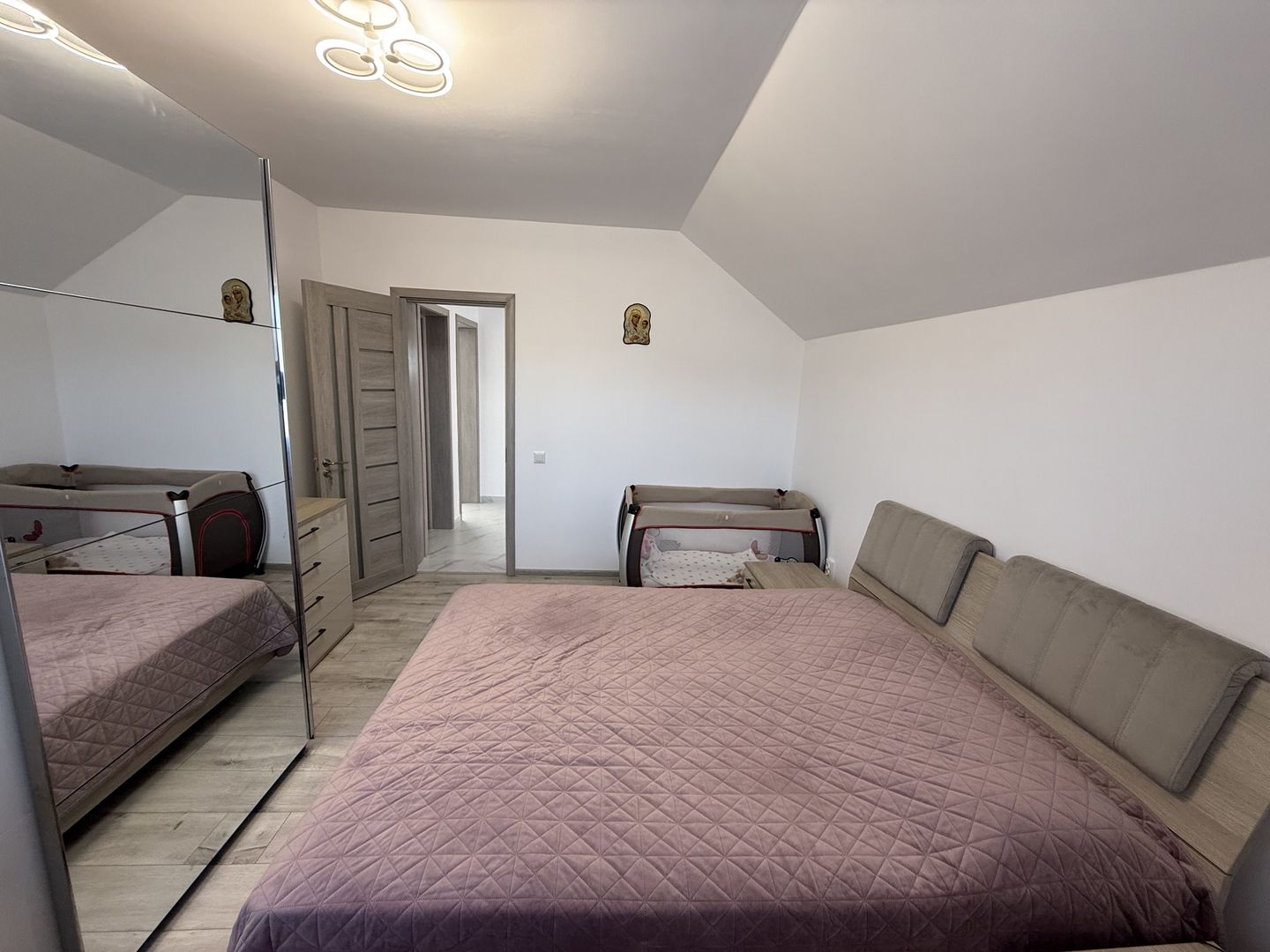 Vilă nouă 155 mp cu terasă acoperită și curte 448 mp Bănești Prahova - Poză 13