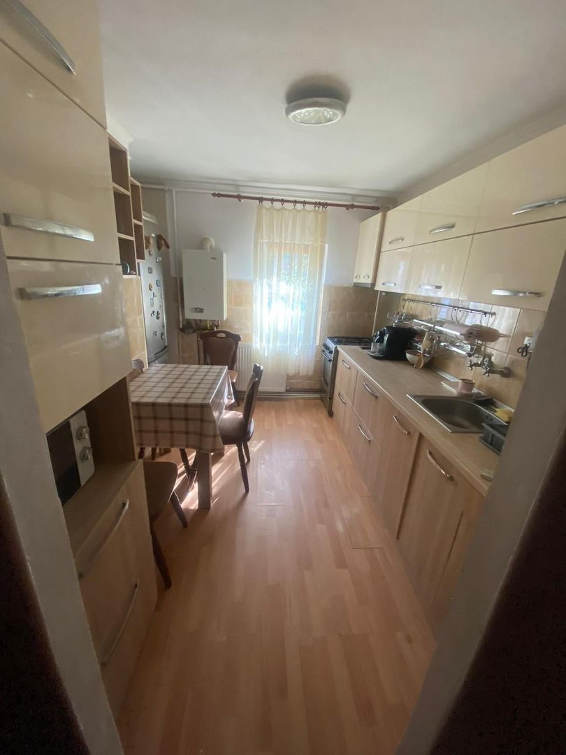 Ag EUROPA vinde ap 2 cam 52mp la PARTER in Micro 16. - Poză 4