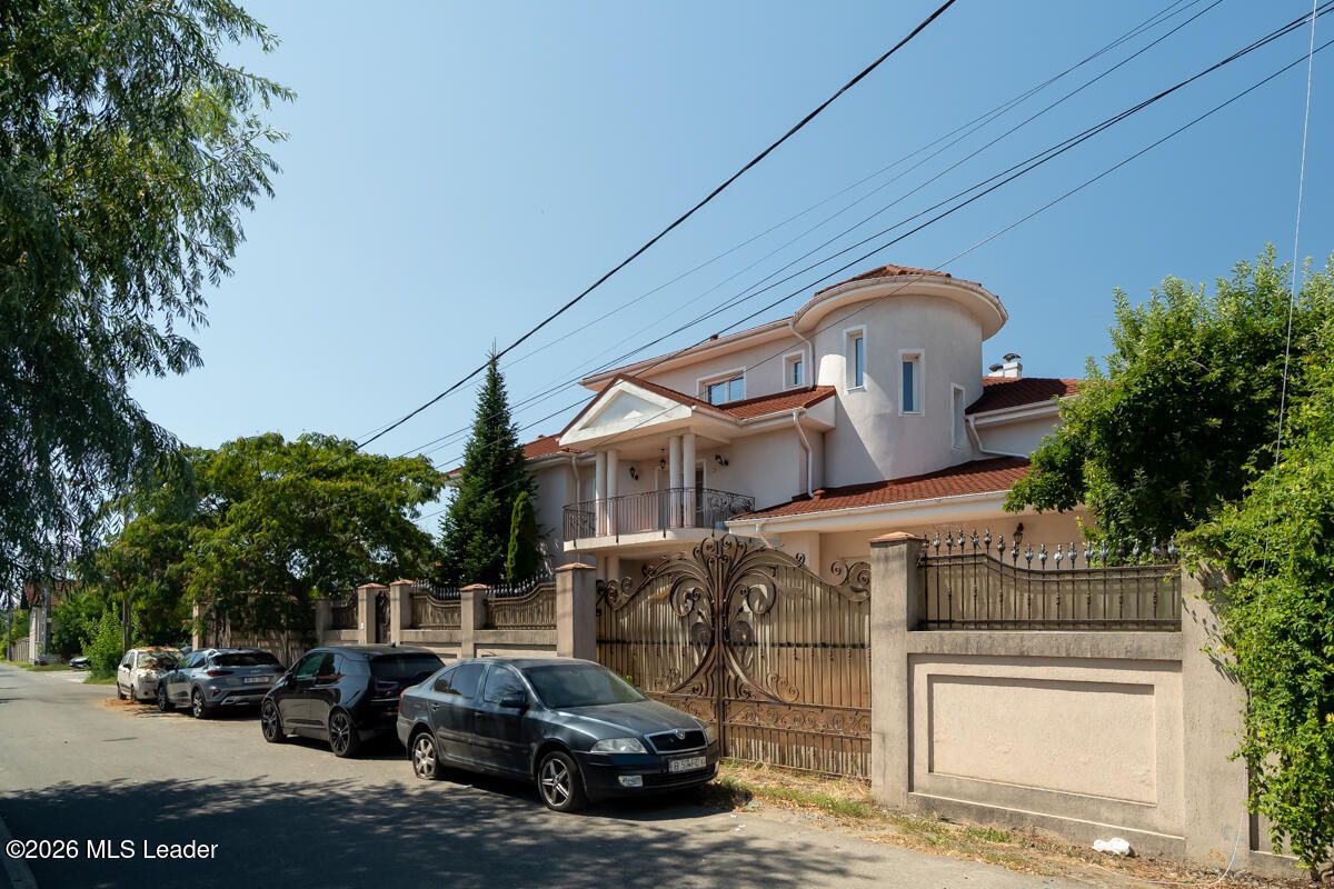 Cernica - Intre Lac si Padure, Vila luxoasa 946 MP, teren 1382 MP - Poză 28