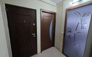 SE VINDE APARTAMENT 3 CAMERE, MICRO 17, 91.000 EURO - Poză 3