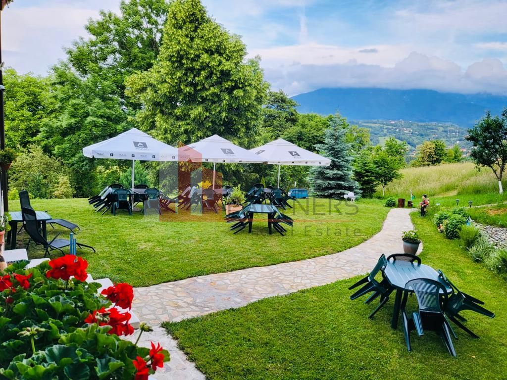 Vilă 340 mp Bran | Teren 5500 mp | 6 dormitoare cu băi proprii - Poză 30