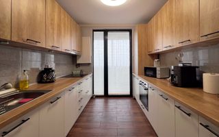 De vanzare 3 camere , etaj 1 - Tautii Magheraus. - Poză 3