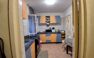Apartament 3 camere de vanzare Lujerului - Poză 6