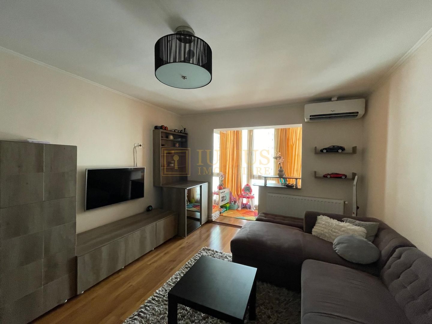 3 camere + boxa depozitare in zona Complex Studentesc, Sala Olimpia - Poză 1