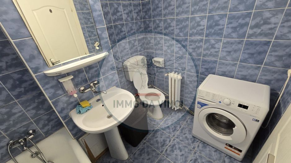închiriez apartament cu două camere decomandate - Poză 7