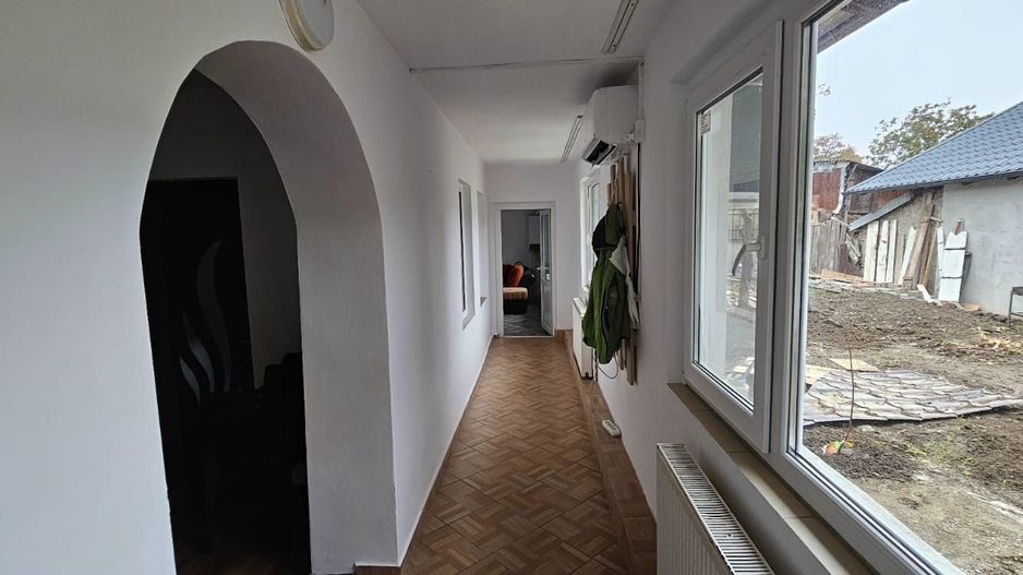 Casa centrala, recent reconsolidata – Strada Traian, Galati - Poză 6