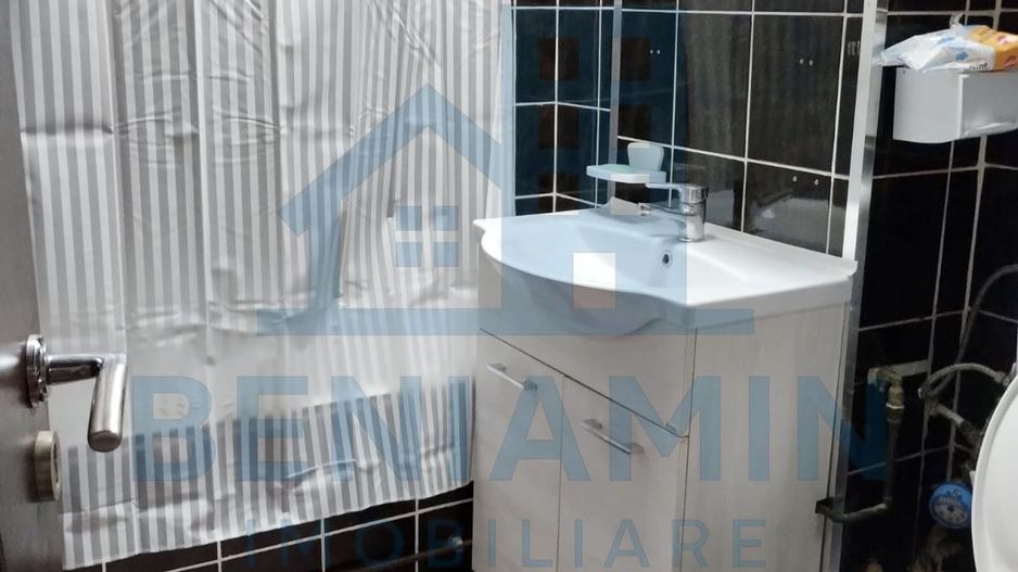 3 decomandate - etaj 3 - centrala proprie - mobilat - utilat - 1Mai - Poză 7