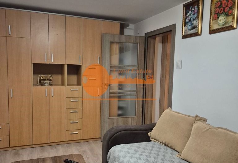 Apartament cu 2 camere la un minut distanta de metrou Râul Doamnei - Poză 4