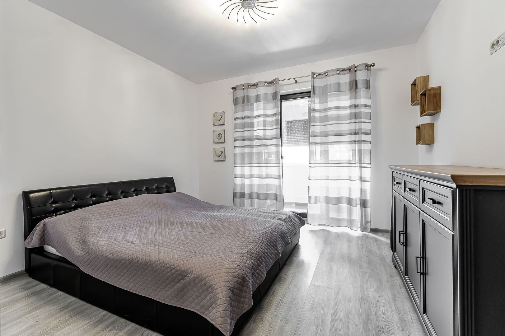 Apartament superb cu 3 camere in bloc nou - Poză 6