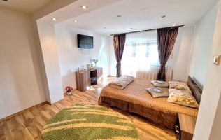 Inchiriere apartament la casa, Centru Bascov