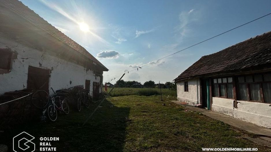 Casa cu teren generos, 2951 mp, comuna Siria - Poză 4