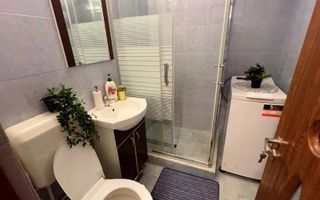 Ap. Huedin, stradal, decomandat, balcon inchis, vedere libera, parcare - Poză 6