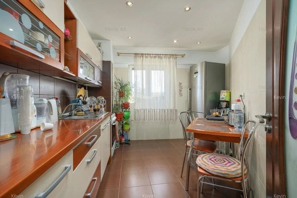 2 camere decomandat, 57 mp, rond obor, 1 min metrou, vedere panoramică, renovat - Poză 1