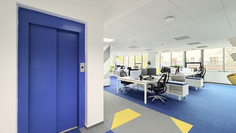 Un sediu care inspiră încredere, în inima Timișoarei - Poză 14