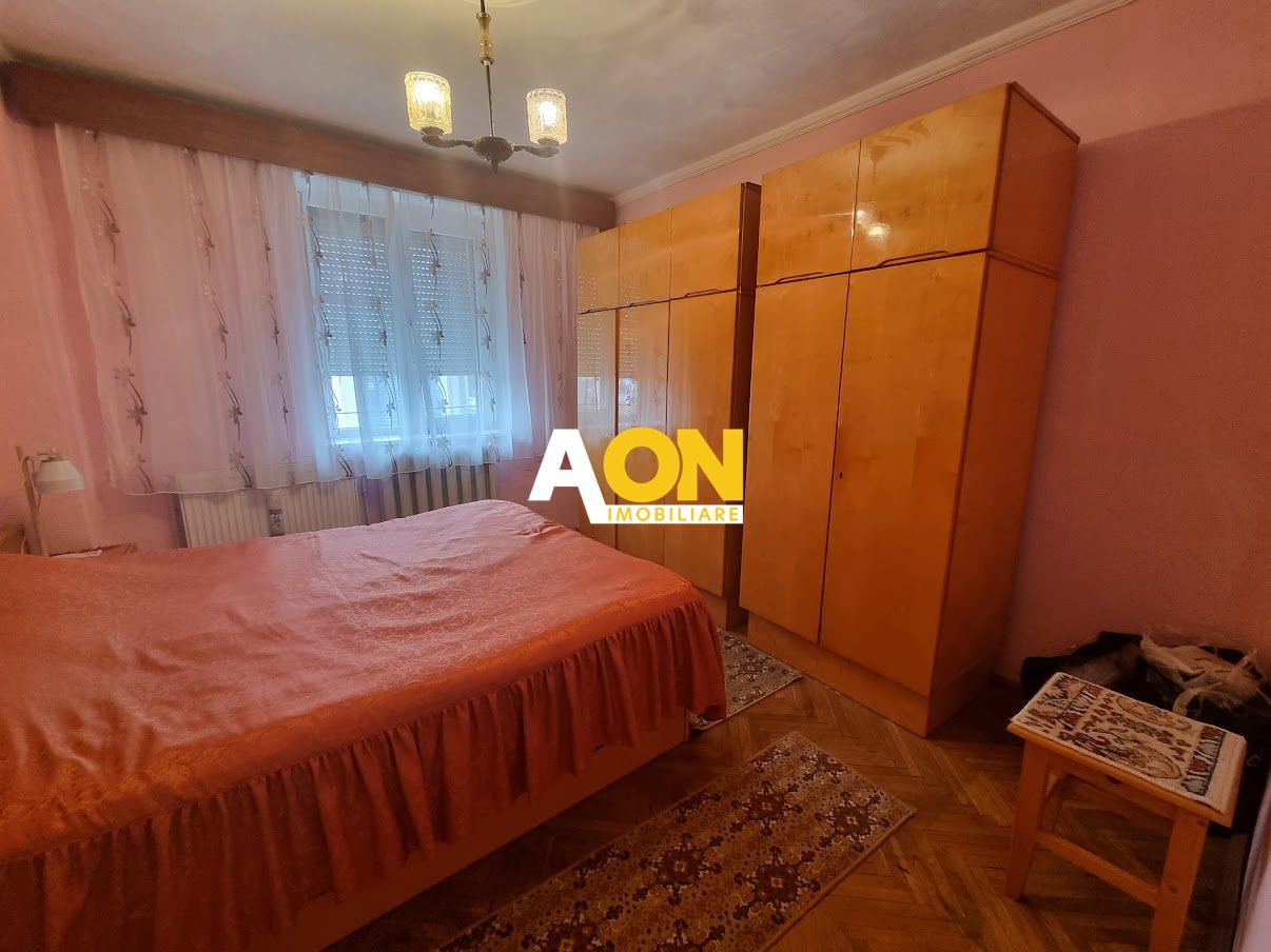 Apartament 4 Camere, Zona Centru - Poză 7