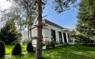 Vila cu 5 camere // * 565 mp gradina* // Tunari - Poză 63