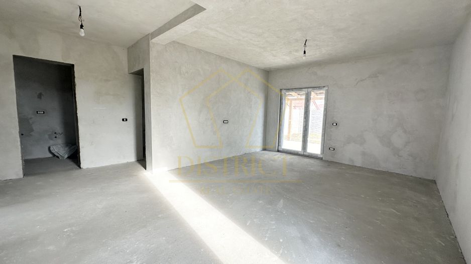 Duplex superb cu 4 camere si 2 bai | Giroc - Poză 1