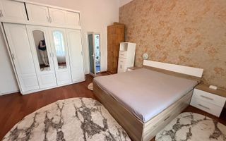 2 camere| Iosefin-vis a vis de Bega |zona superba| loc de parcare| curte comuna| - Poză 2