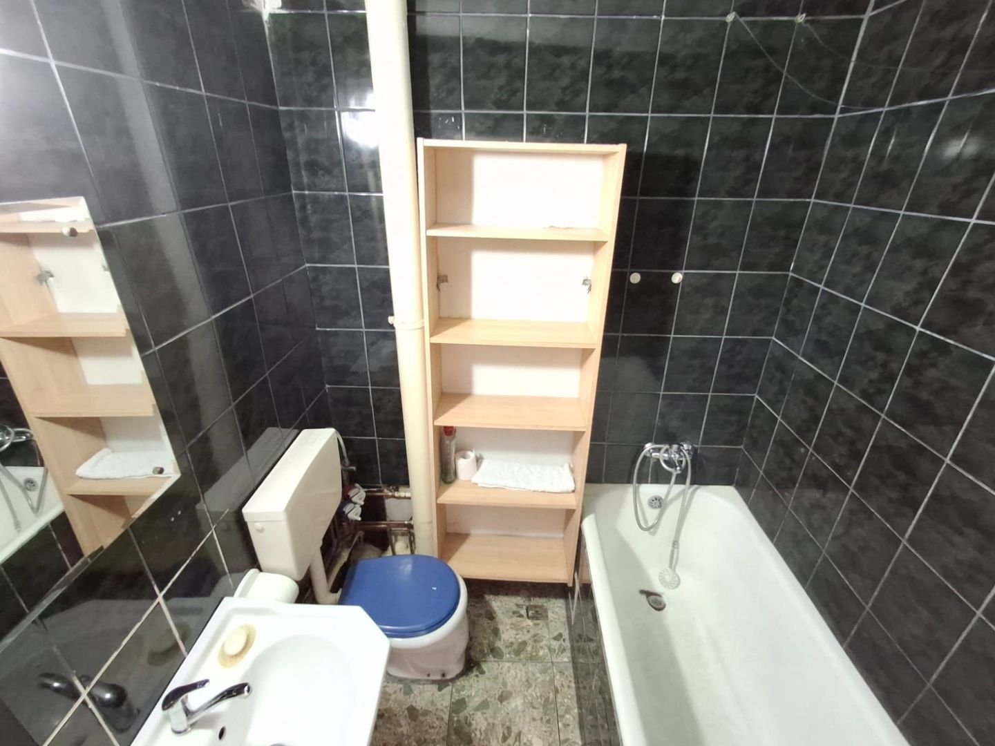 Apartament de vanzare 2 camere decomandat   Luica 35. - Poză 9