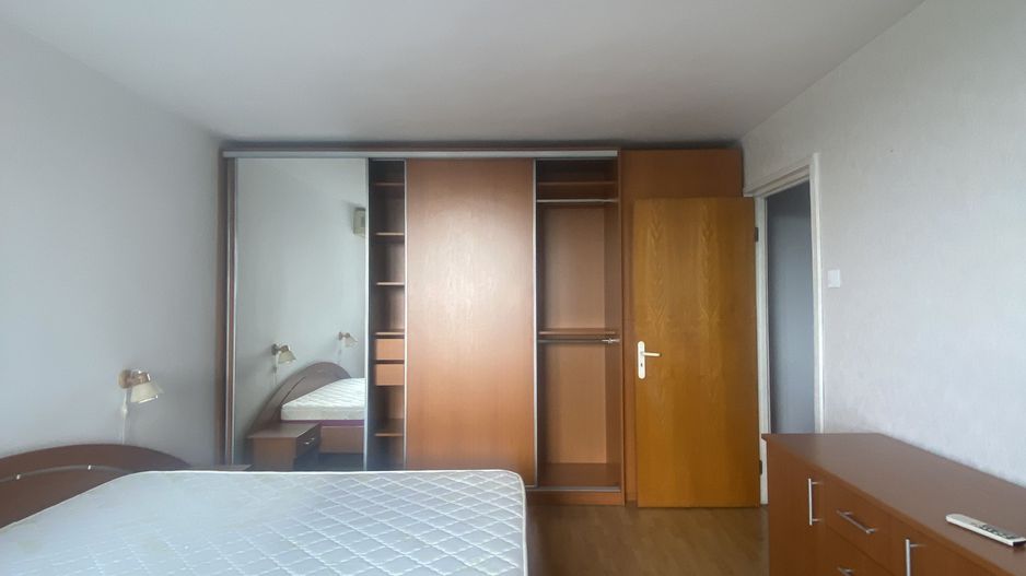 Apartament spatios, trei camere, Lujerului - Poză 14