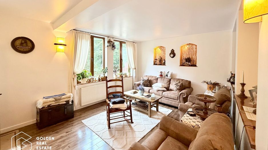 Vila de exceptie in Sinaia, mobilata, utilata, cu vedere superba - Poză 8