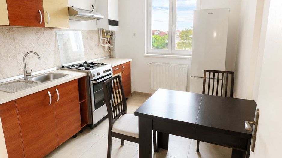 Apartament cu 1 camera de vanzare, zona Centru - Poză 2