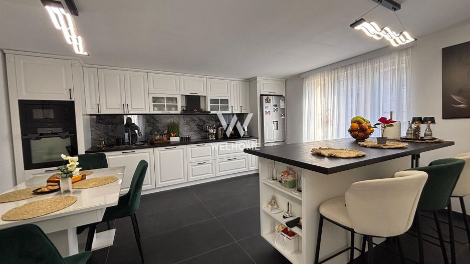 Casa INDIVIDUALA -Zona Lacul Lui Binder - Poză 2