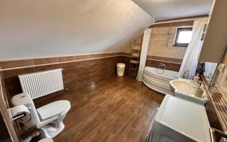 Apartament modern 3 camere 80 mp utili parcare in curte Ultracentral - Poză 6