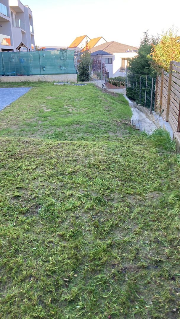 Arhitectura contemporana. Parte de duplex. Cartierul nou Câmpului. - Poză 13