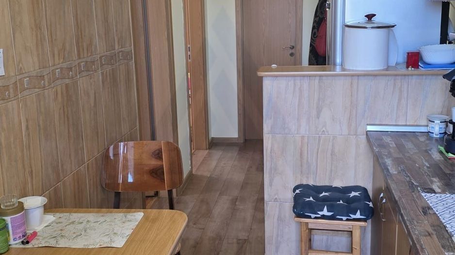 Apartament 2 camere 60 mp utili etaj 2 balcon 6 mp Zona Lazaret - Poză 6
