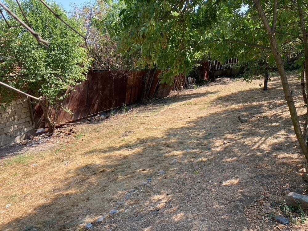 Casă veche pe teren de 540 mp, ideal pentru construcție, în Fratelia - Poză 3