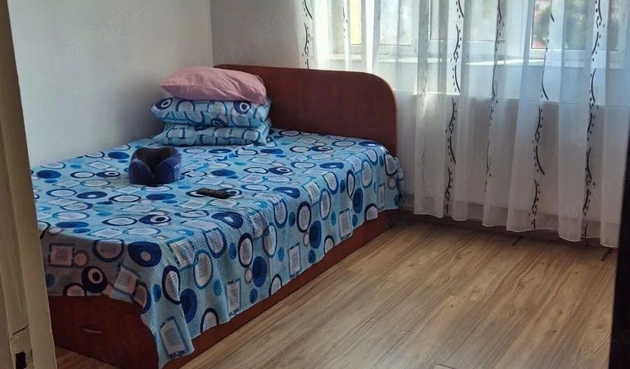 apartament decomandat 2 camere - Poză 8