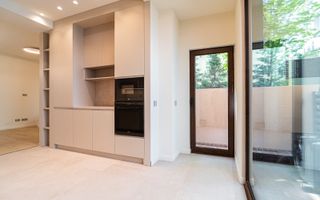 Vila Unica Noua cu 8 camere *300mp* /fotovoltaice si pompa cladura// Dorobanti - Poză 5