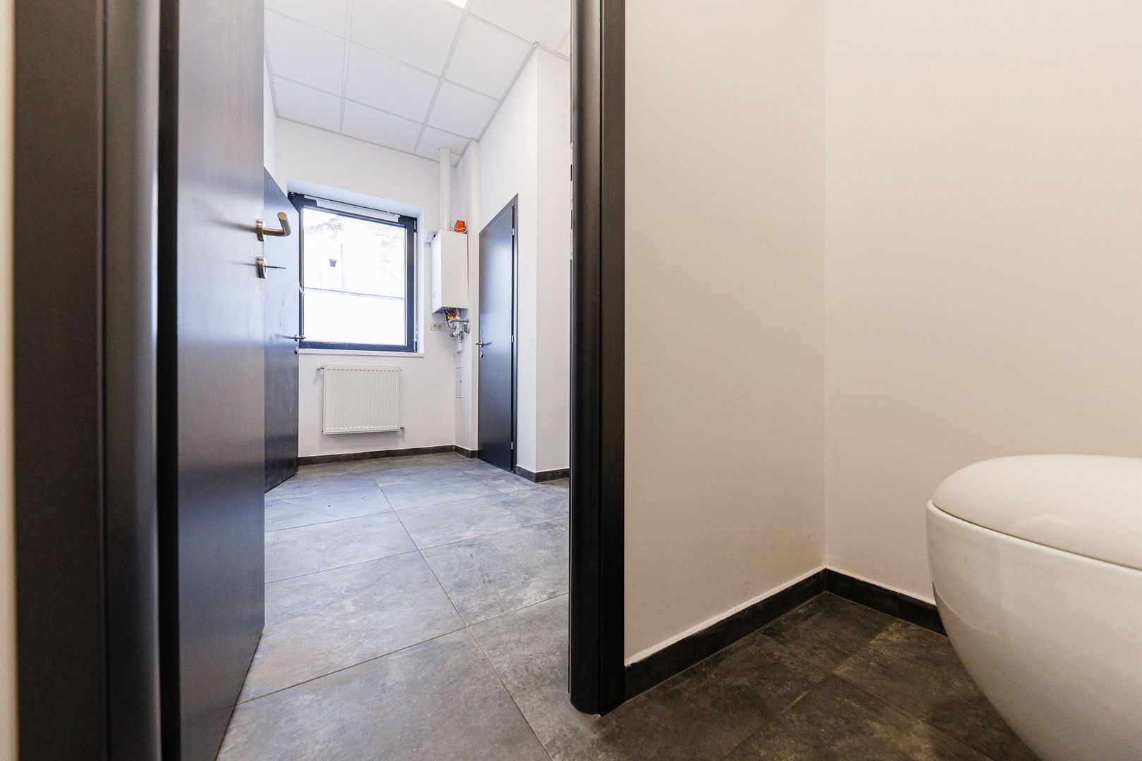 Prima inchiriere - Spatiu birouri 70 mp | Grup sanitar&Zona Chicineta - Poză 8