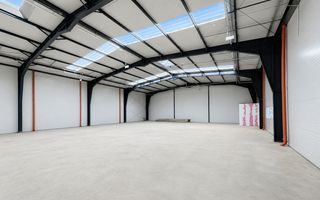 Spațiu logistic nou, cu 4 hale plus showroom și spațiu birouri P+2 - Poză 6