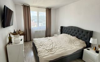 Apartament 3 camere, dressing, balcon, parcare, zona Eroilor - Poză 3