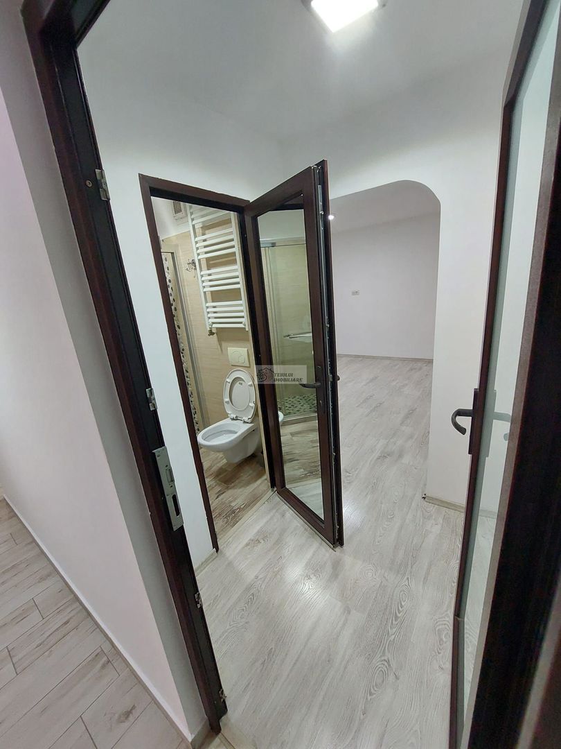 Apartament 4 camere+2 extinderi+2 curti/149 mp /Focsani/fosta Autogara - Poză 14