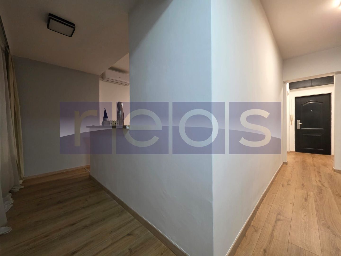 VANZARE 2 CAMERE -SEMIDECOMANDAT -TIMPURI NOI - Poză 15