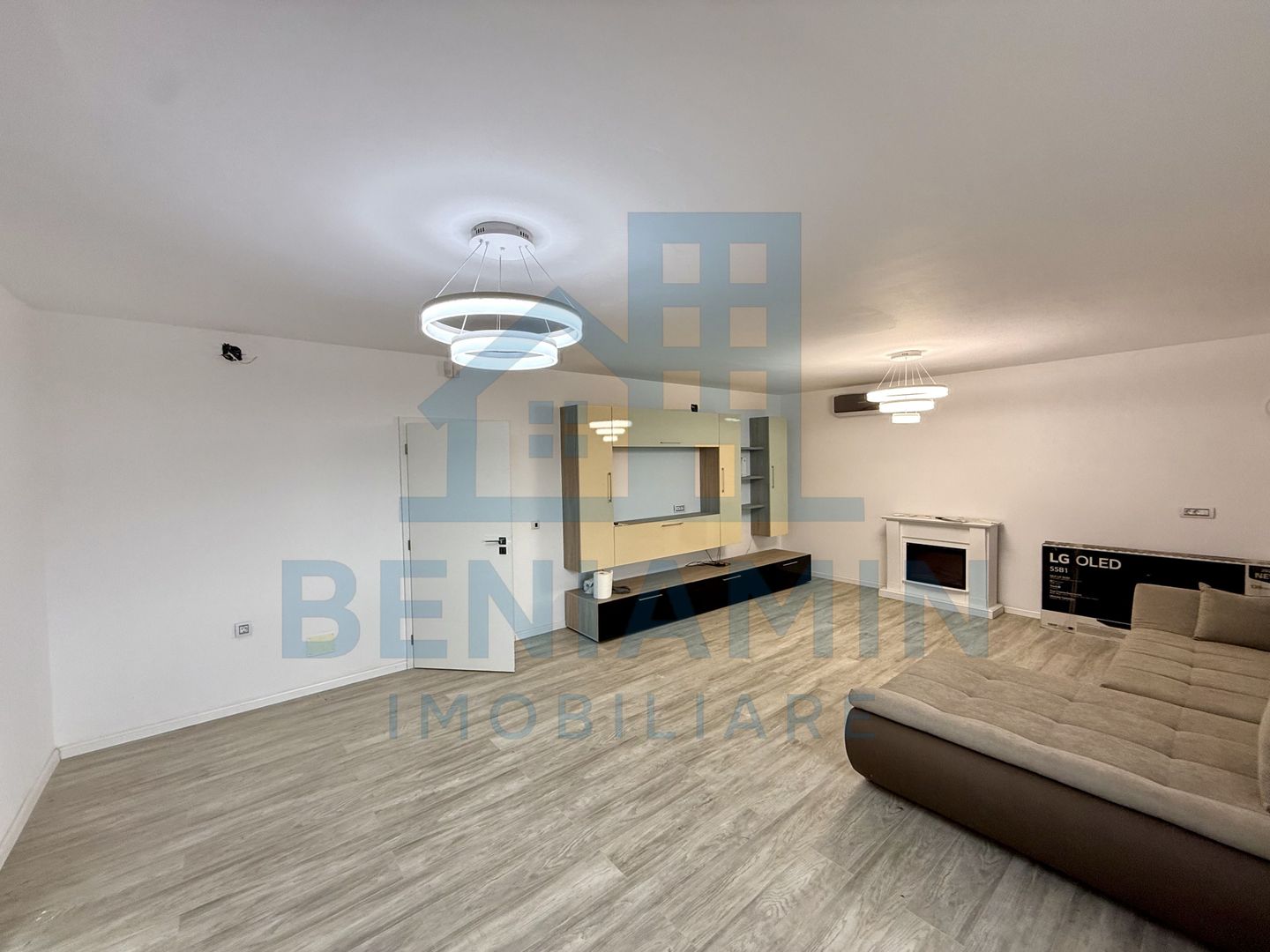 Casa moderna - P+M - 243mp - 500 mp teren - extindere - Damila - Poză 2